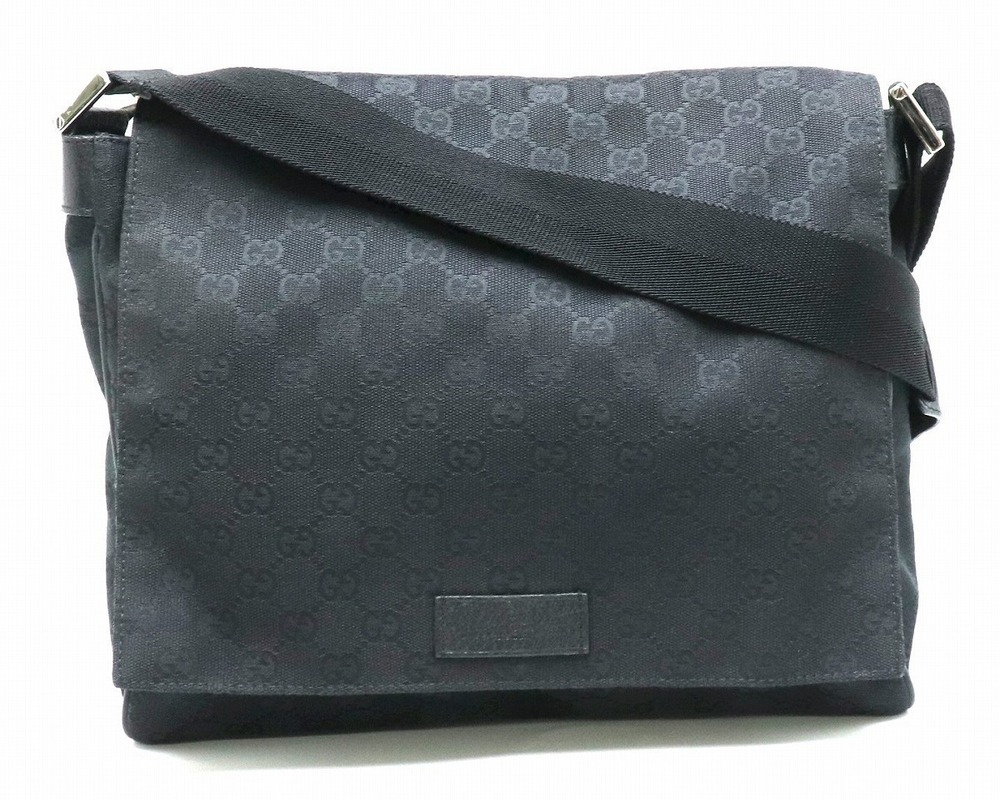 Gucci GG Canvas Messenger Bag Crossbody Leather Black
